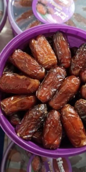 تصویر 4 از قیمت خرما پیارم درجه یک + خرید باور نکردنی